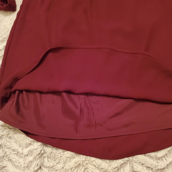Decree Maroon Shift Dress - Picture 5 of 6